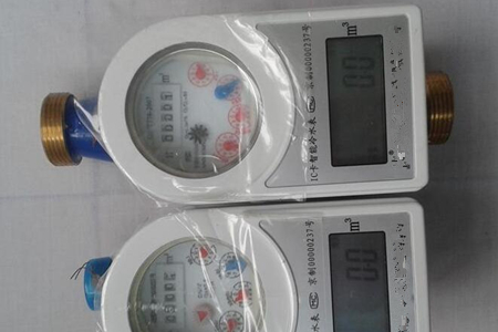 遠(yuǎn)傳水表生產(chǎn)廠家如何挑選?掌握四個(gè)技巧!